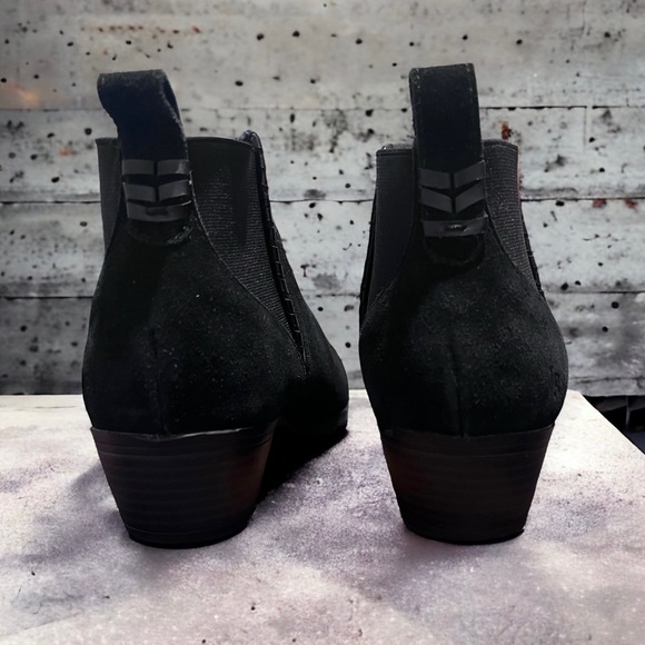 Jack Rogers Tori Suede Booties Black Suede Size 8 Almost NEW Condition! - Picture 5 of 8